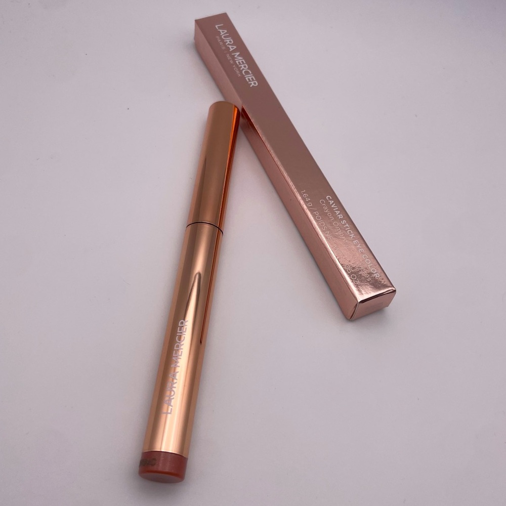 LAURA MERCIER | “Bed of Roses” 🥀 | Caviar Stick Roseglow Eyeshadow (Brand New)